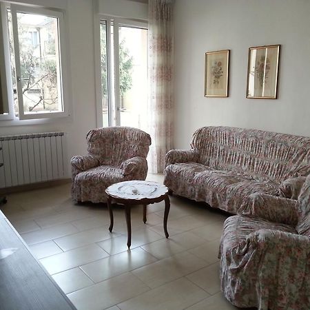 San Teodoro Apartment Mestre Exteriör bild