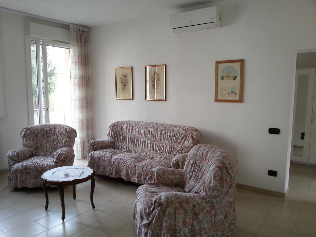 San Teodoro Apartment Mestre Exteriör bild